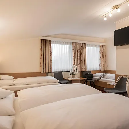 Finkenbergerhof Szálloda 3*