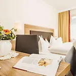 Finkenbergerhof Hotel 3*