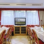 Finkenbergerhof Hotel 3*